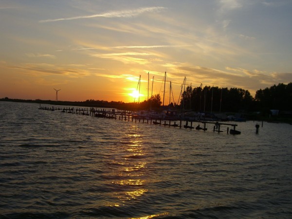 Sonnenuntergang Wustrower Hafen 2008